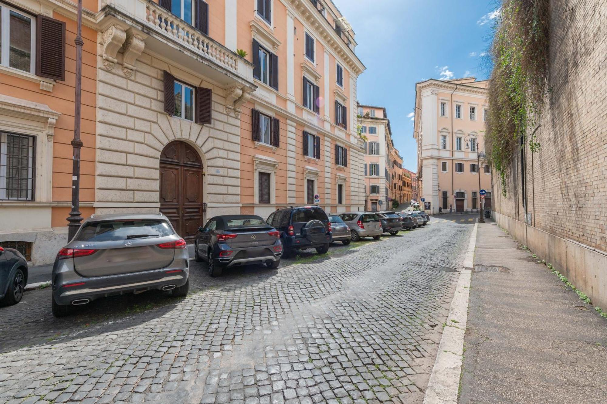 Gasthuis Rione Monti 3*